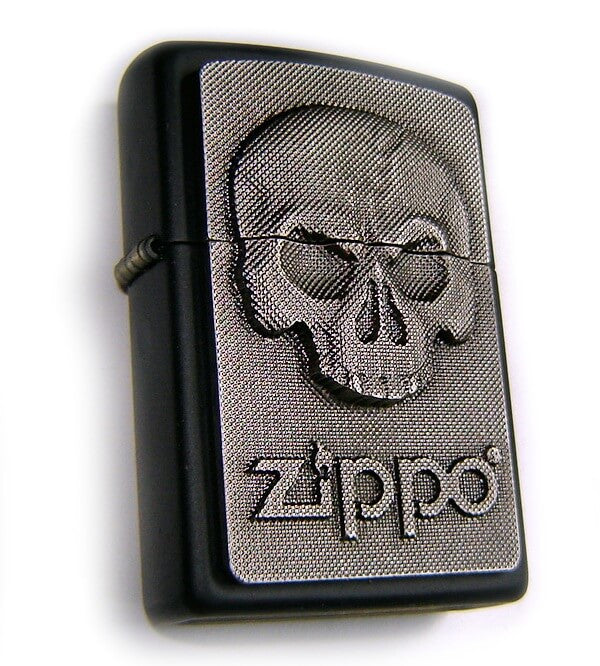 Zippo SKULL PHANTOM IN SAND Super 3D Massive Plate SPECIAL Discontinued!